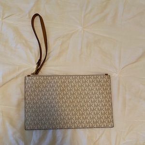 Michael Kors wrist purse